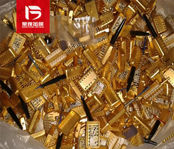 金メッキ電子部品 